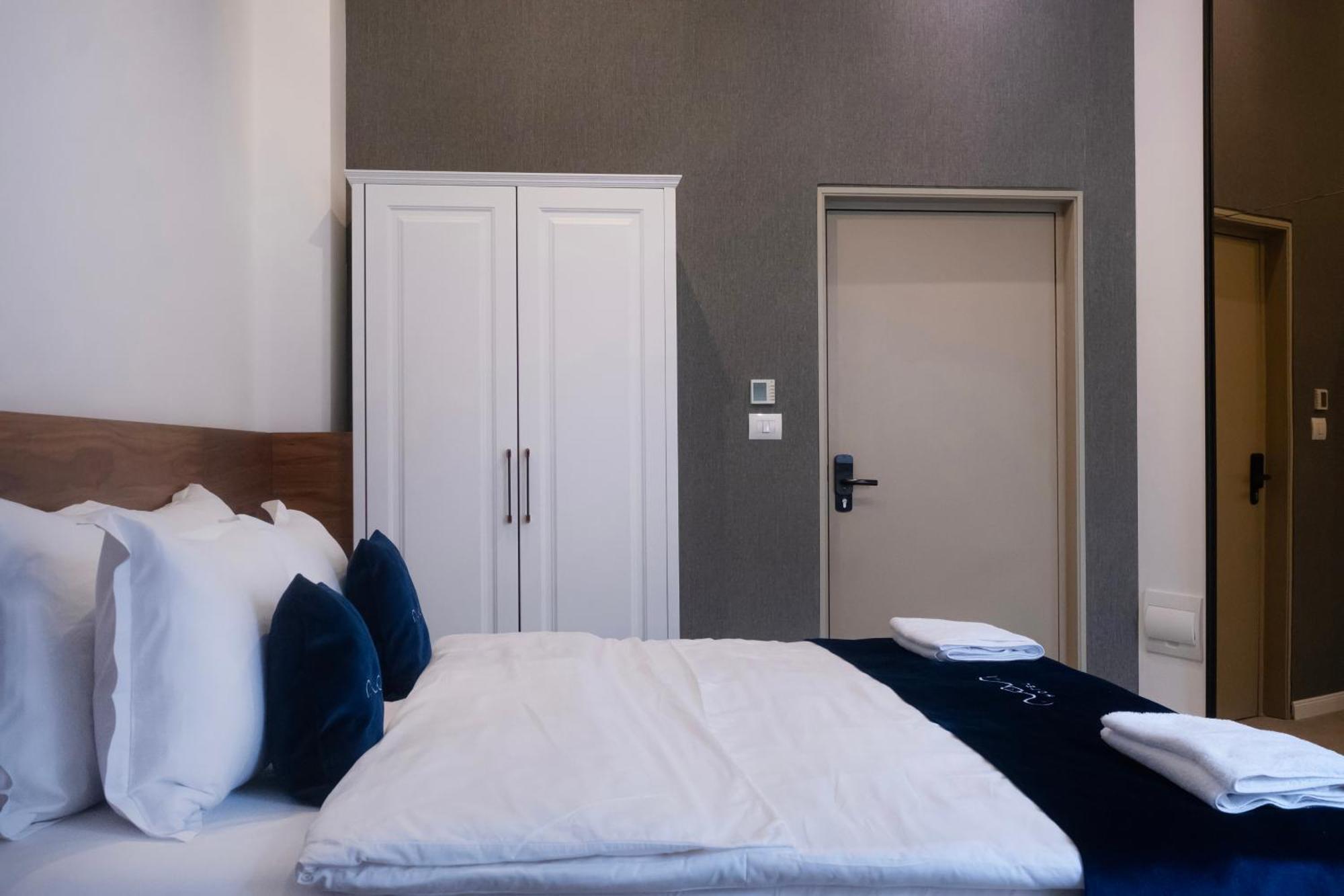 Nam Hotel 프리즈렌 외부 사진